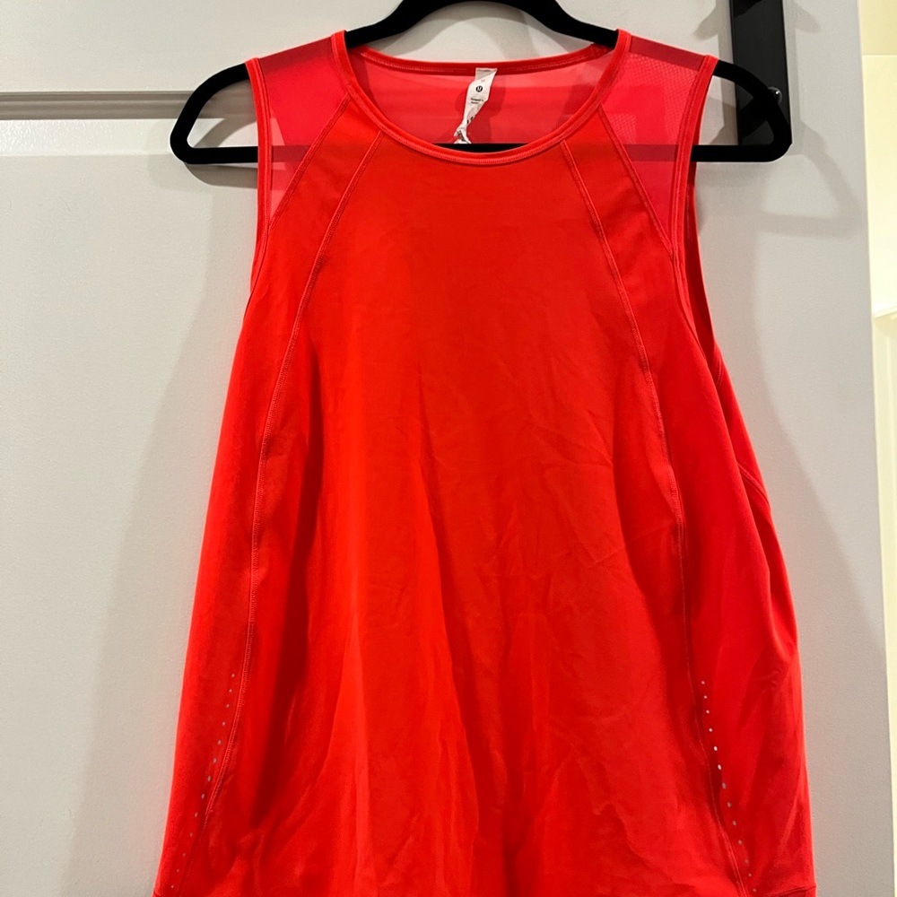 NWOT Lululemon Size 10 Scuplt Tank in Highlighter Orange